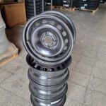 Cerchio Nuovo in ferro 15 pollici canale 6